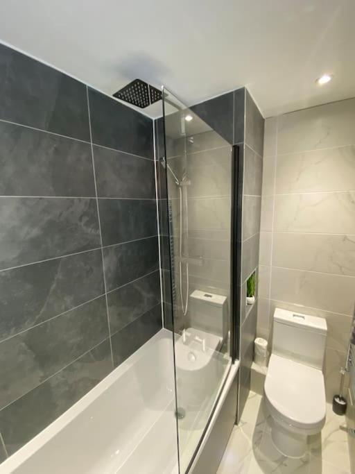 Modern 1-Bedroom Apartment In Central Norwich Exterior photo
